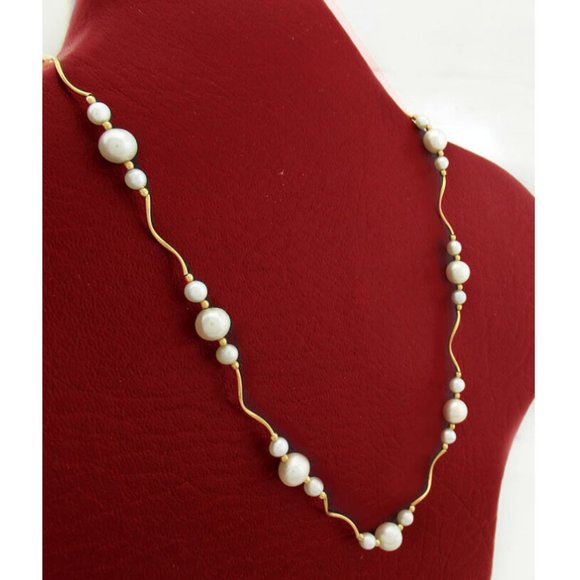 Genuine Pearls Necklace 14k Yellow Gold